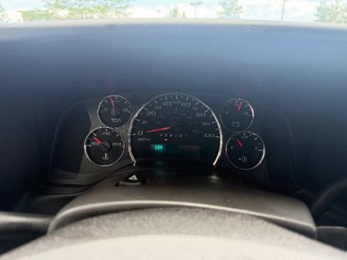 Used 2020 Chevrolet Express 2500 w/ Driver Convenience Package RWD image 26