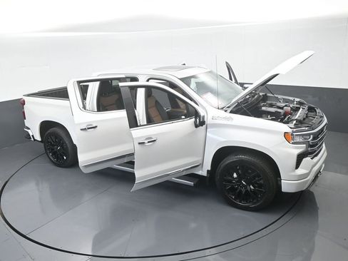Used 2025 Chevrolet Silverado 1500 High Country w/ Technology Package image 85