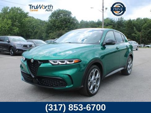 Used 2025 Alfa Romeo Tonale AWD/4WD image 1