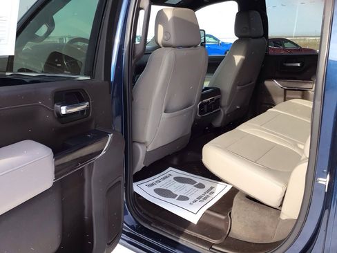 Used 2020 Chevrolet Silverado 2500 LTZ w/ LTZ Premium Package image 12