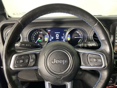 Used 2023 Jeep Wrangler Rubicon w/ Cold Weather Group image 23