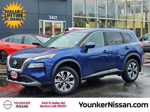 Used 2023 Nissan Rogue SV image 1