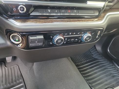 Used 2024 GMC Sierra 2500 SLE w/ SLE Value Package; image 22