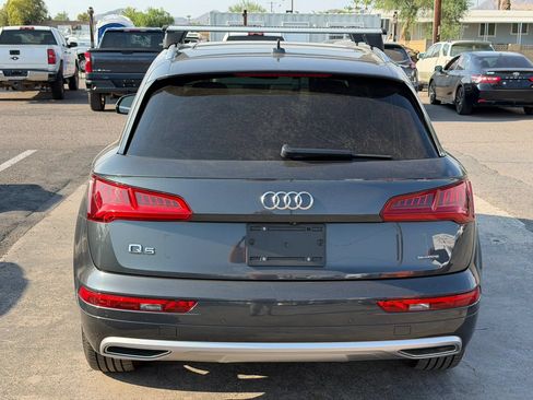 Used 2020 Audi Q5 2.0T Premium w/ Convenience Package AWD/4WD image 8