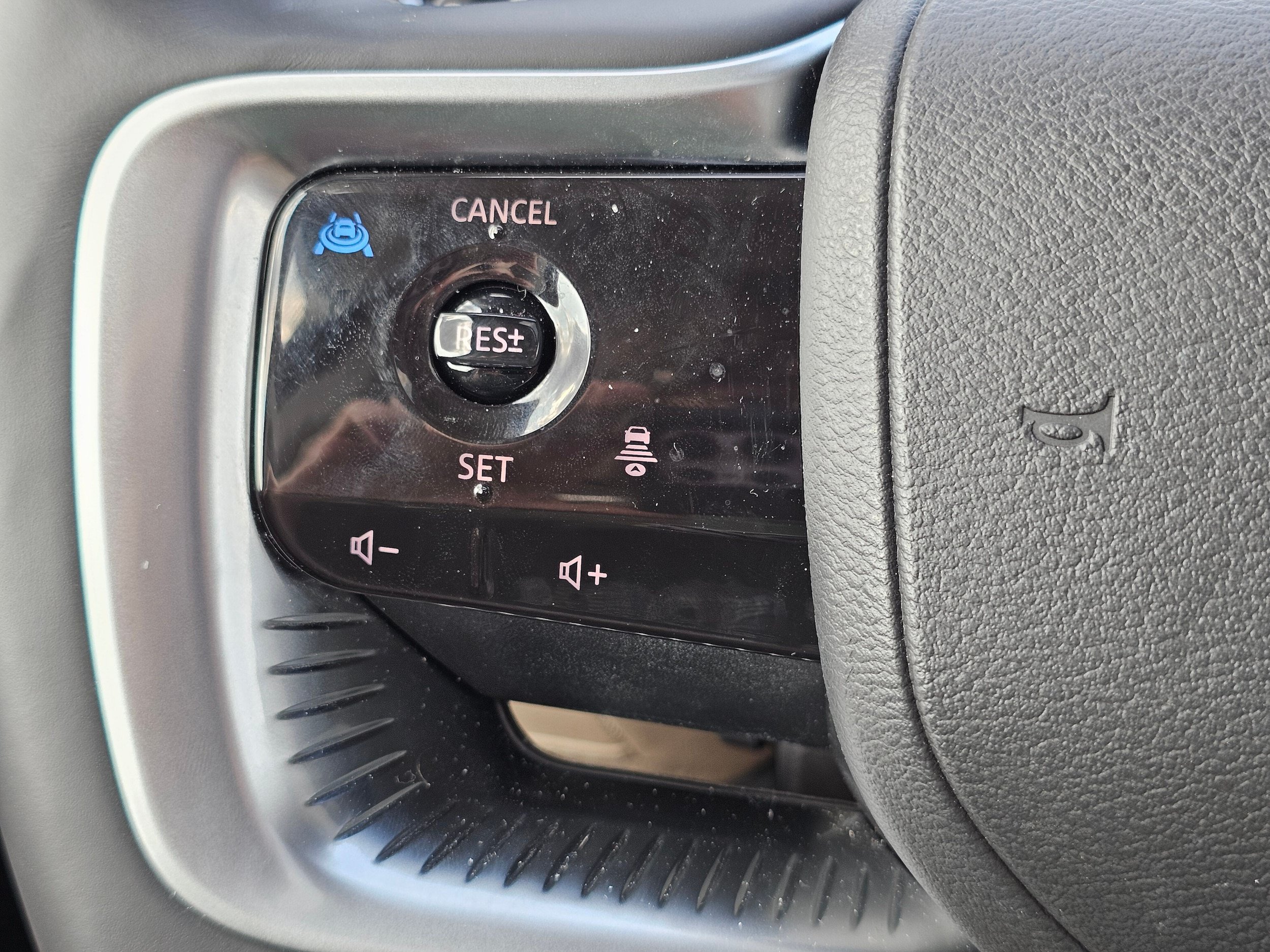 Used 2025 INFINITI QX80 Pure AWD/4WD image 26
