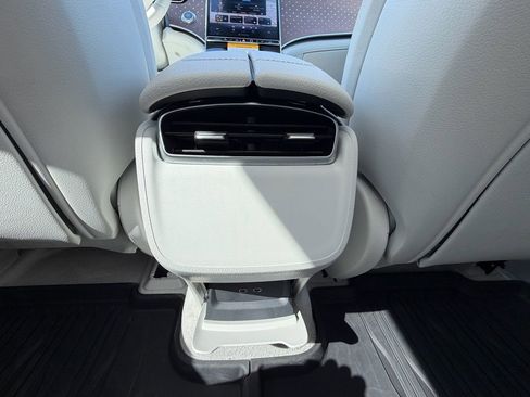 Used 2023 Mercedes-Benz EQE 500 4MATIC SUV image 15