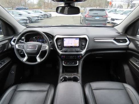 Used 2023 GMC Acadia SLT w/ Preferred Package image 20