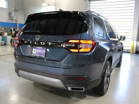 New 2026 Honda Pilot Elite image 13