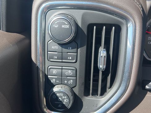 Used 2021 Chevrolet Silverado 1500 LTZ w/ LTZ Premium Package image 15