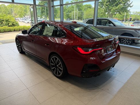 New 2026 BMW 430i xDrive w/ M Sport Package AWD/4WD image 4