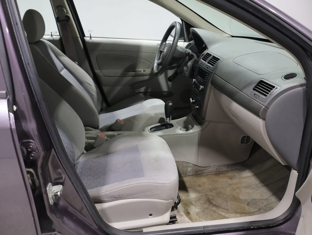 Used 2006 Chevrolet Cobalt LS FWD image 9