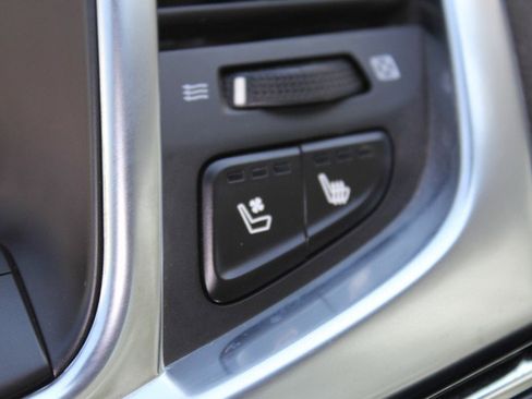 Used 2015 Chevrolet SS image 34