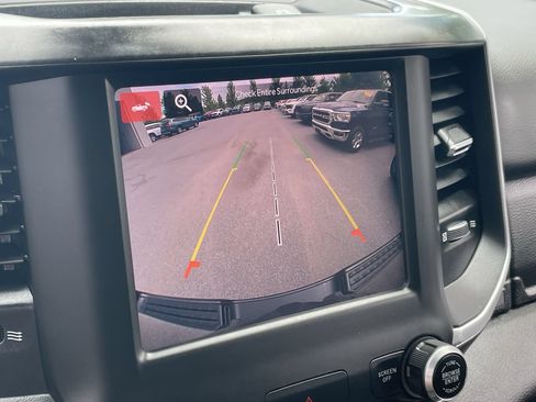 Used 2022 RAM 1500 Big Horn w/ Night Edition AWD/4WD image 17