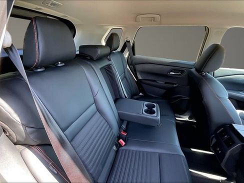 New 2026 Nissan Rogue SV AWD/4WD image 10