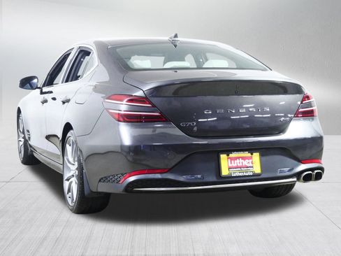 Used 2023 Genesis G70 2.0T image 5