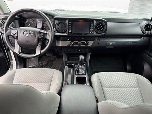 Used 2022 Toyota Tacoma SR image 10