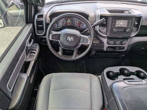 Used 2024 RAM 2500 Big Horn AWD/4WD image 12