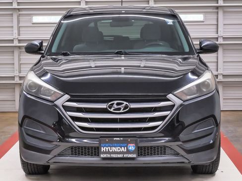 Used 2017 Hyundai Tucson SE image 4