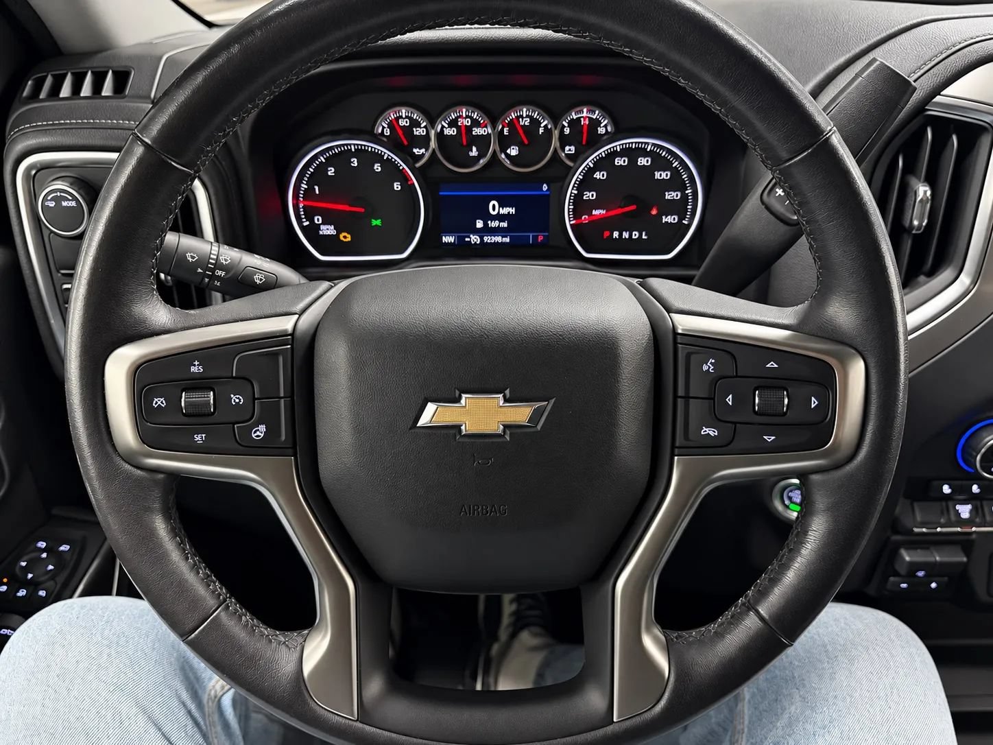 Used 2020 Chevrolet Silverado 2500 LTZ w/ LTZ Convenience Package RWD image 32