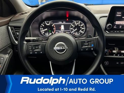 Used 2023 Nissan Rogue SV image 14