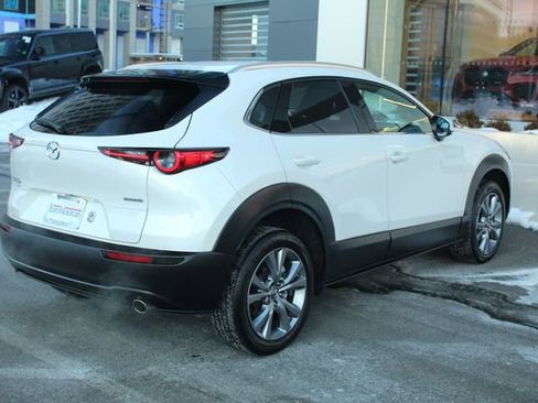 Used 2023 MAZDA CX-30 AWD 2.5 S w/ Premium Package image 2