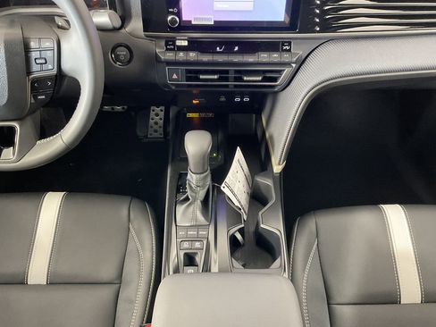New 2026 Toyota Camry SE image 11