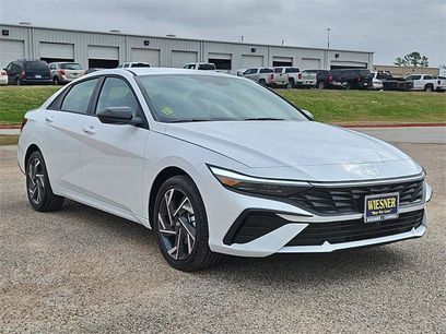 New 2025 Hyundai Elantra SEL