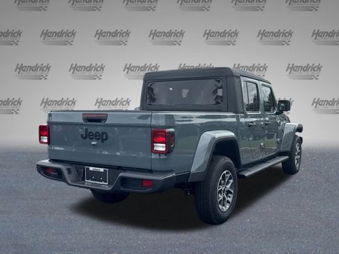 New 2025 Jeep Gladiator Sport image 8