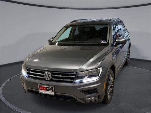 Used 2018 Volkswagen Tiguan SEL image 1