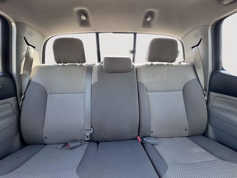 Used 2015 Toyota Tacoma PreRunner image 52