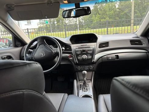 Used 2015 Acura ILX w/ Premium Package FWD image 26