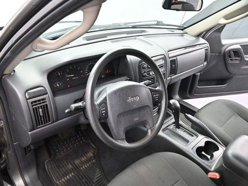 Used 2004 Jeep Grand Cherokee Laredo RWD image 12