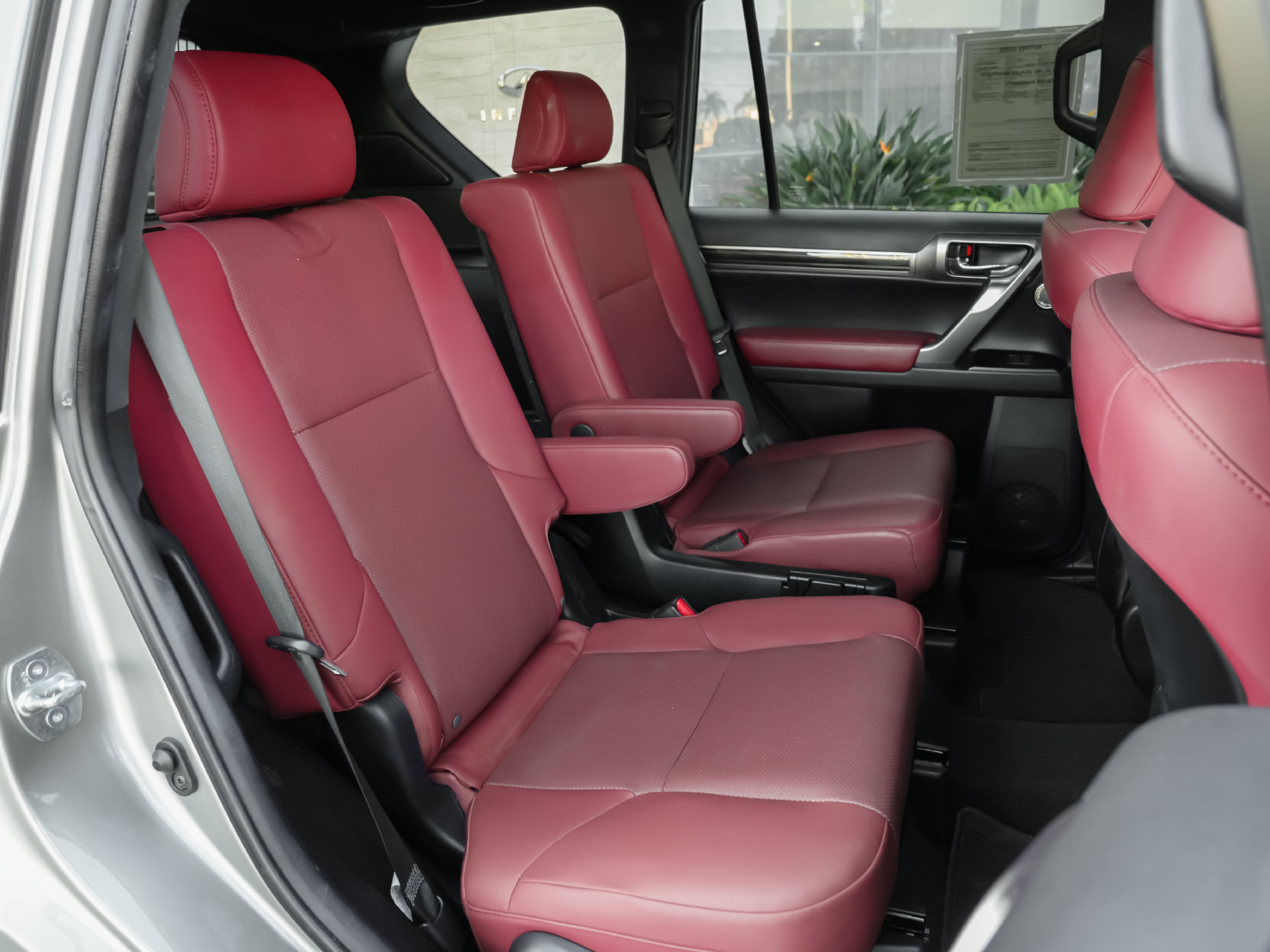 Used 2022 Lexus GX 460 Premium w/ Accessory Package AWD/4WD image 40