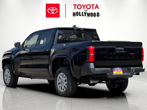 New 2026 Toyota Tacoma SR RWD image 6