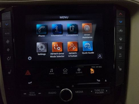 Used 2020 INFINITI QX50 Luxe w/ Cargo Package image 18