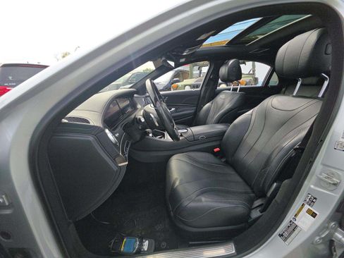 Used 2017 Mercedes-Benz S 550 4MATIC Sedan image 3