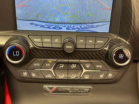 Used 2015 Chevrolet Corvette Z06 w/ 3LZ Preferred Equipment Group RWD image 21