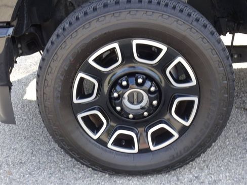 Used 2025 Ford F350 Platinum AWD/4WD image 27