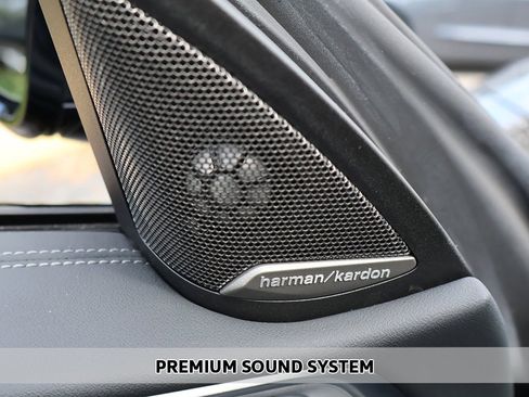 Used 2025 BMW M440i M440i w/ Premium Package image 4