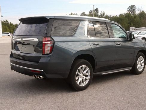 Used 2021 Chevrolet Tahoe Premier w/ Premium Package image 7