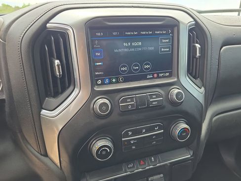 Used 2023 Chevrolet Silverado 2500 LT AWD/4WD image 20