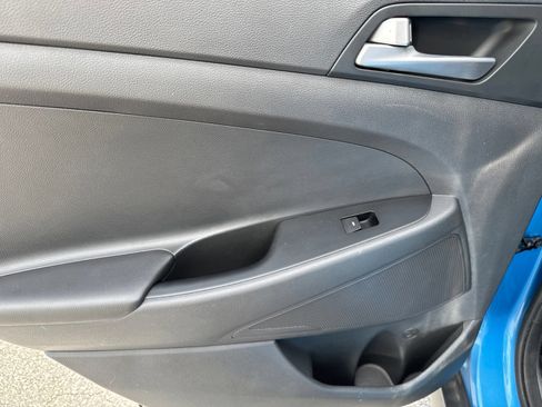Used 2016 Hyundai Tucson Sport FWD image 12