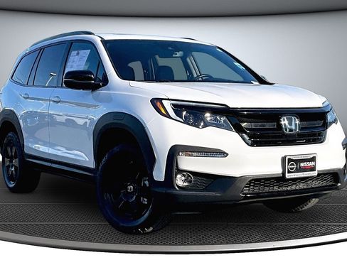 Used 2022 Honda Pilot TrailSport image 1