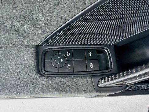 Used 2025 Porsche 911 GT3 RWD image 8