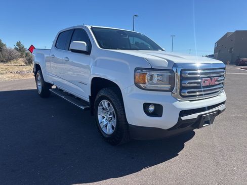 Used 2016 GMC Canyon SLE w/ SLE Convenience Package image 2