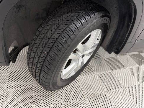 Used 2016 Volkswagen Tiguan S image 21