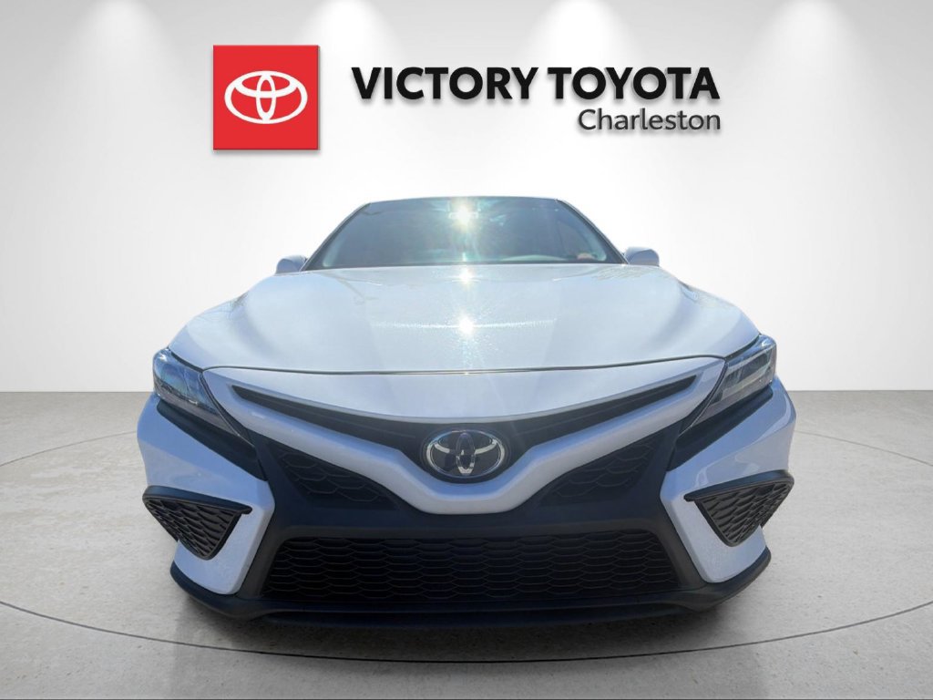 Used 2024 Toyota Camry SE FWD image 8