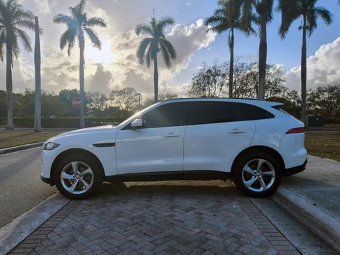 Used 2019 Jaguar F-PACE Premium AWD/4WD image 15