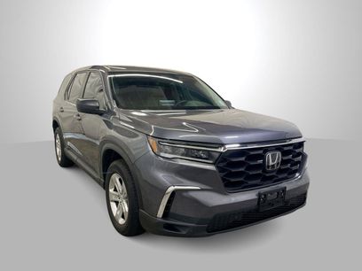 Certified 2023 Honda Pilot LX