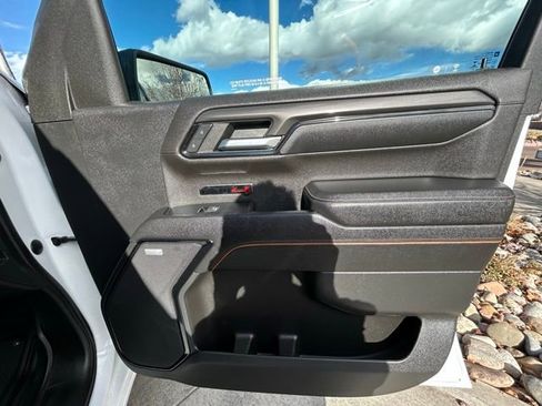 Used 2023 GMC Sierra 1500 AT4 w/ Technology Package image 32